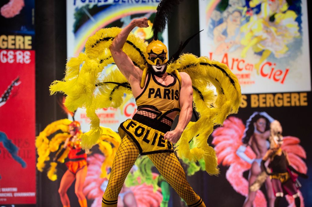 A fearsome dancer in Fashion Freak Show